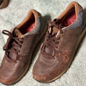 Twisted x hiking shoes